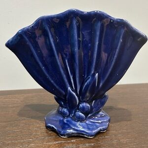 McCoy Blue Leaves and Berries Fan Vase